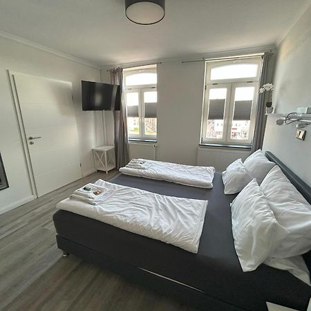Hotel & Restaurant Christian IV Глюкштадт Экстерьер фото